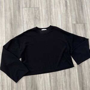 Oak + Fort black cropped long sleeve top